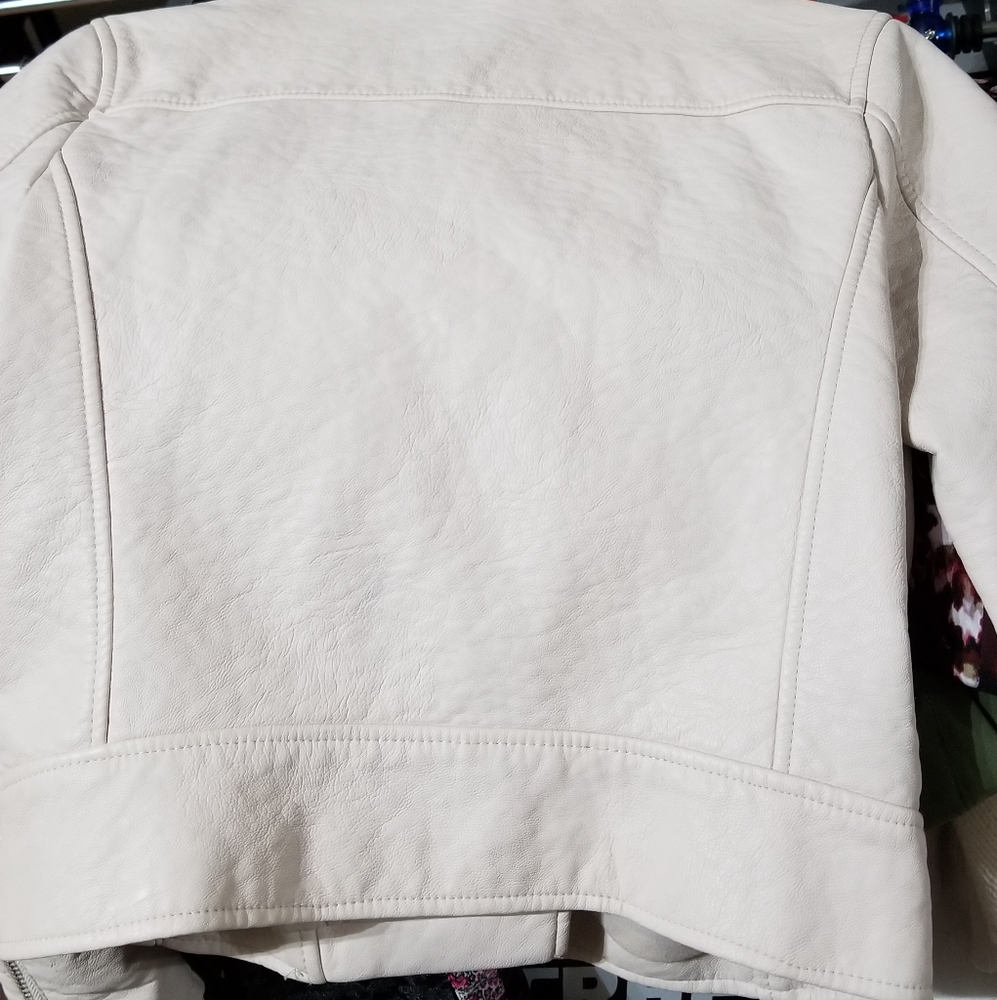 NWT - Forever 21 Faux Leather  Biker Jacket - Picture 10 of 12